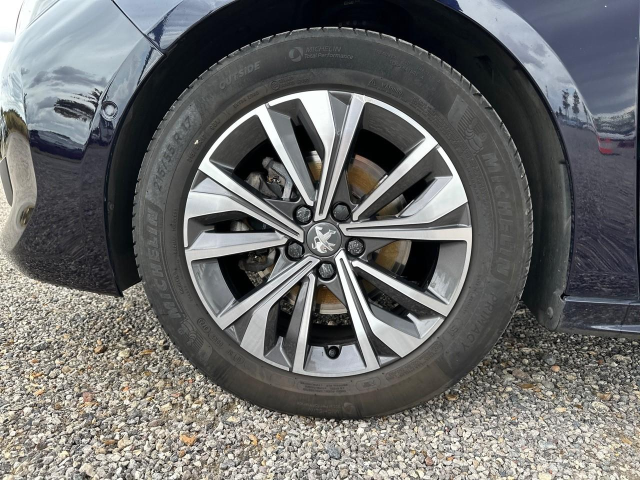 Peugeot 508 puretech 130 ch s&s eat8 allure pack — photo 14
