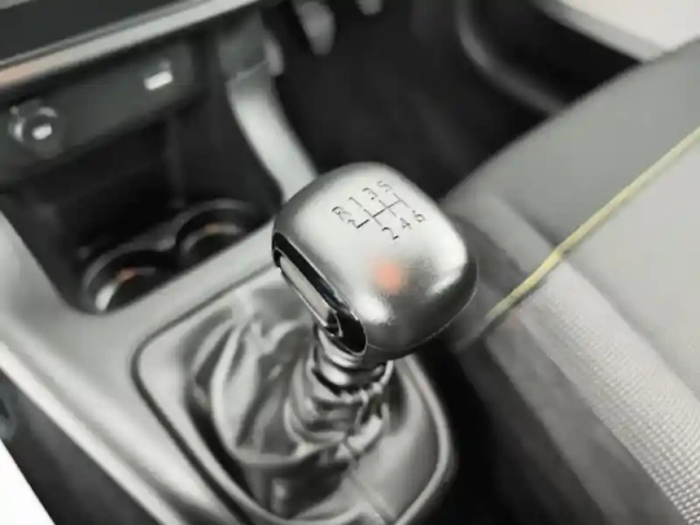 Citroën C3 bluehdi 100 ch bvm6 plus — photo 24