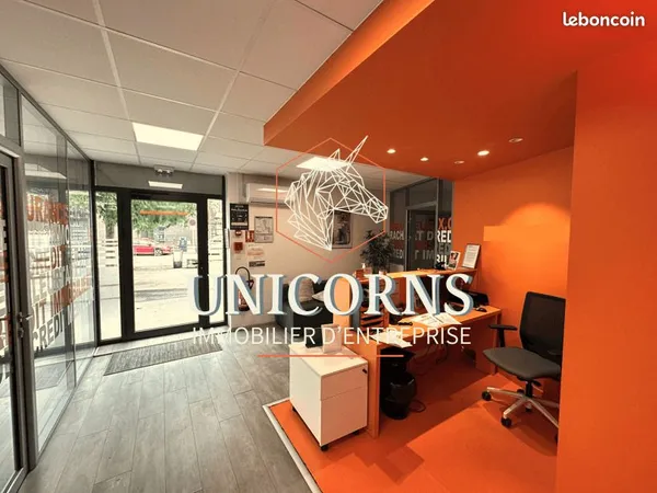 Local bureaux 115 m²