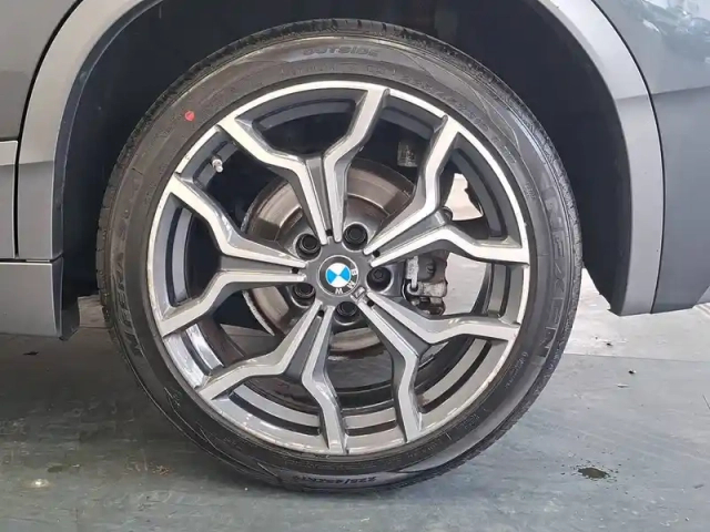 Bmw X2 sdrive 18i 140 ch dkg7 — photo 9