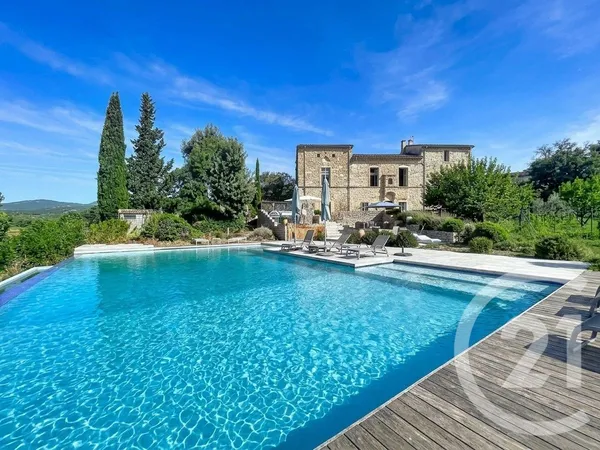 Maison 10 pièces 435 m²