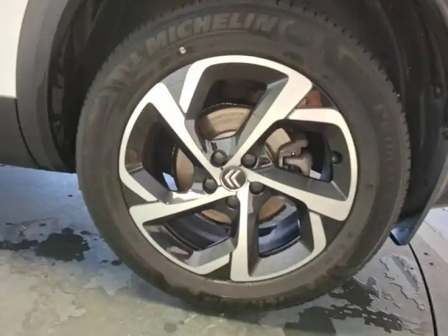 Citroën C5 Aircross puretech 180 s&amp;s eat8 — photo 15