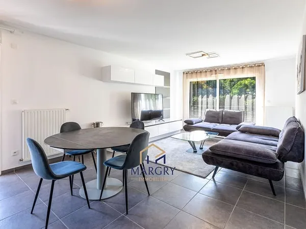 Superbe Appartement au centre ville, résidence récente.