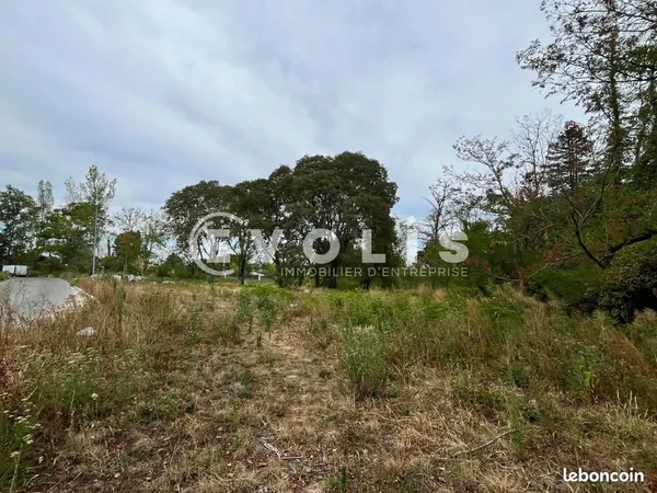 Terrain 1 082 m² Ambares Et Lagrave