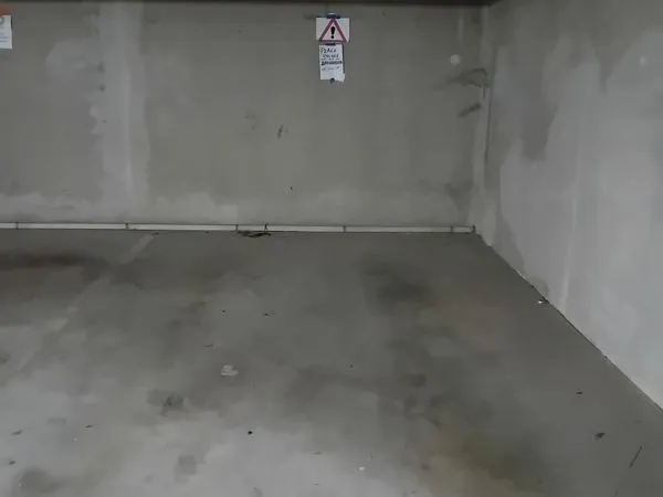Place Parking Envol