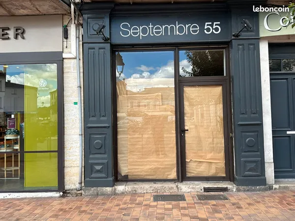 Local commercial 30 m² NERAC