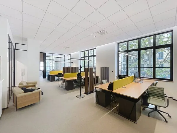 Bureaux 177 m²