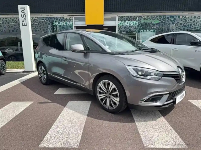 Renault Scenic grand  tce 140 edc — photo 7