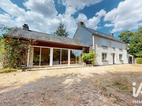 Maison 8 pièces 128 m²