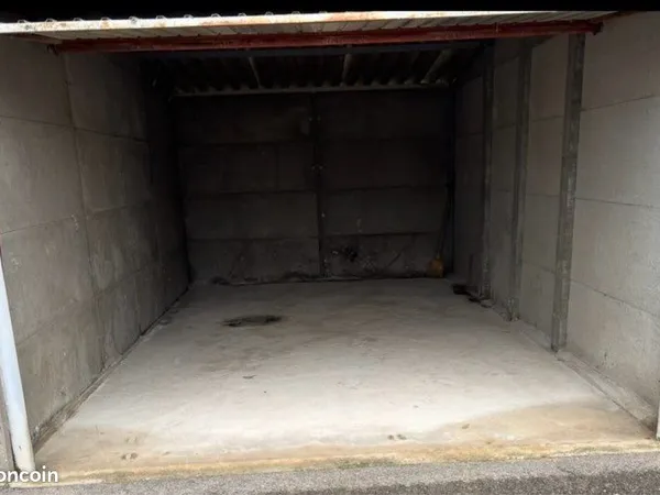 Garage à louer