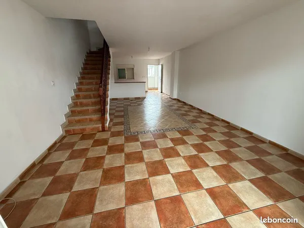 Location appartement lumineux T3 à Saint André