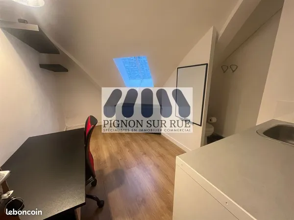Studio 1 pièce 9 m²