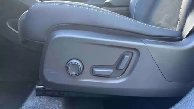 Volvo Xc40 t5 recharge 180+82 ch dct7 — photo 22