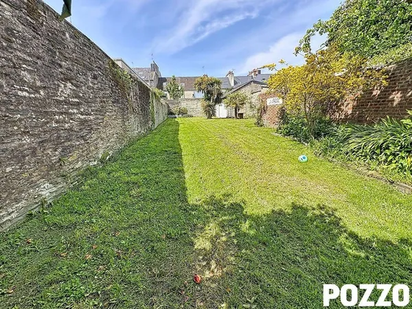 Maison 7 pièces 140 m²