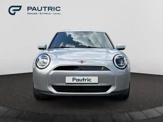 Mini Cooper 3 portes se 218ch favoured — photo 23