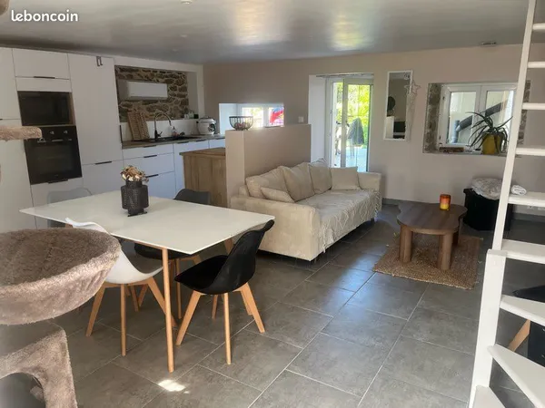 Maison en pierre entièrement rénovée- À 15 min de Limoges