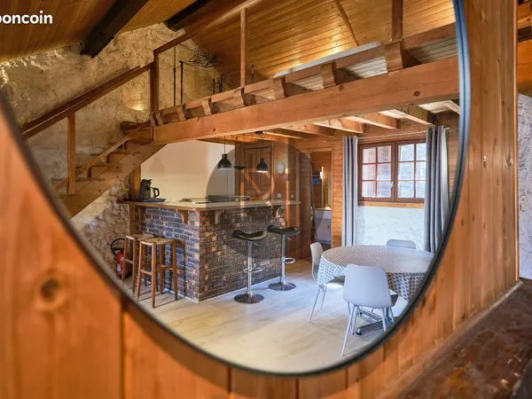 Loft 2 pièces 62 m²