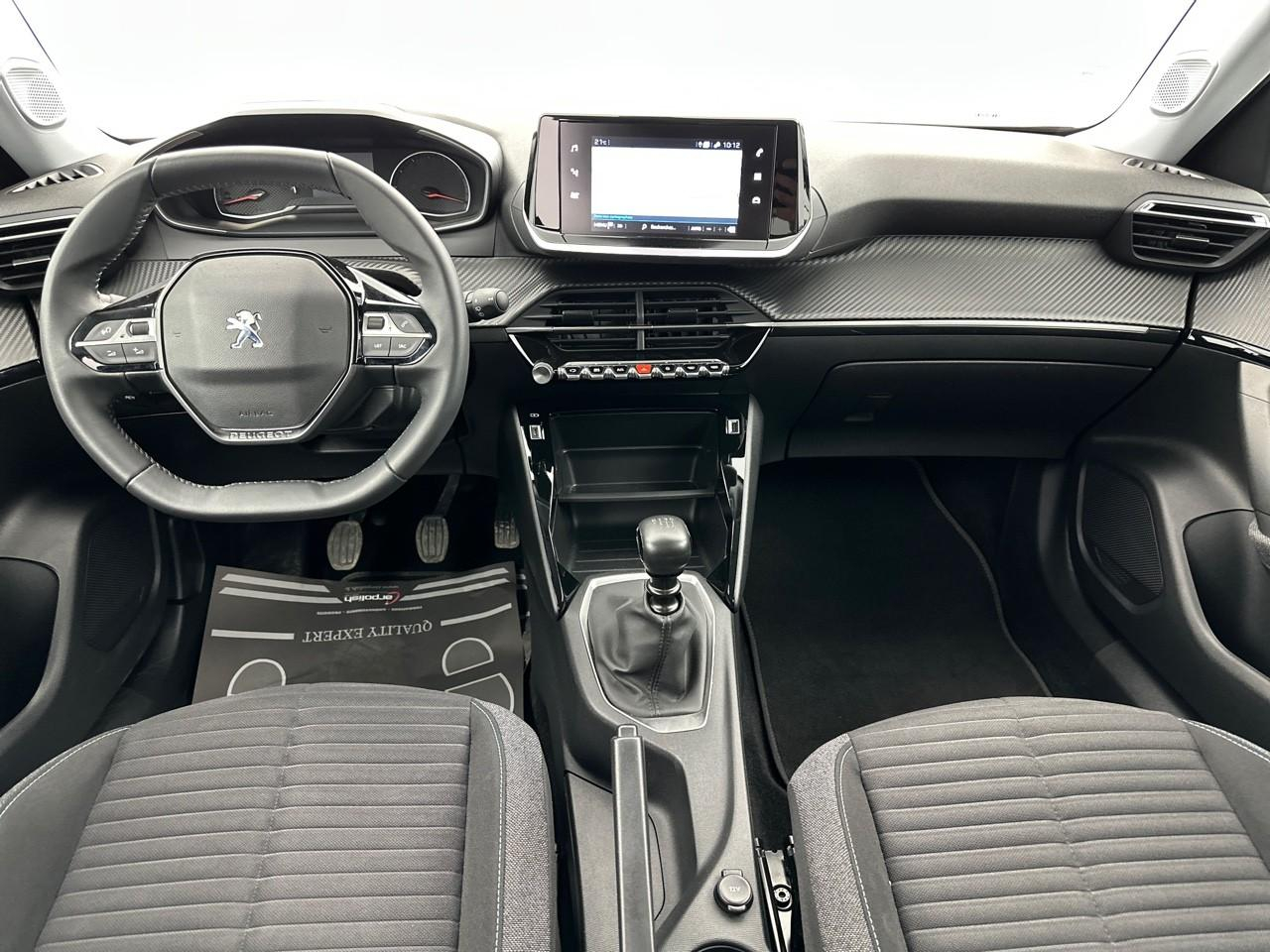 Peugeot 2008 puretech 130 s&s bvm6 style — photo 11