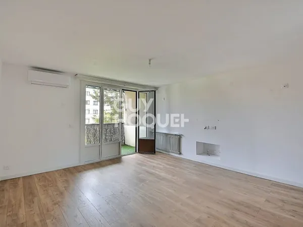 Appartement T4 traversant de 86 m² avec balcon, garage et cave, Lyon 3ème (69003)
