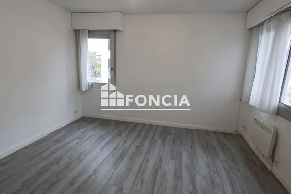 Studio 1 pièce 24 m²