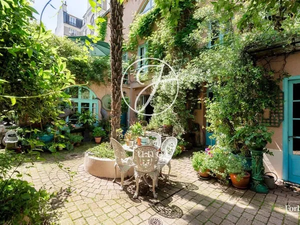 Maison 7 pièces 184 m²