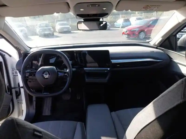 Renault Megane e-tech ev60 130ch super charge — photo 10
