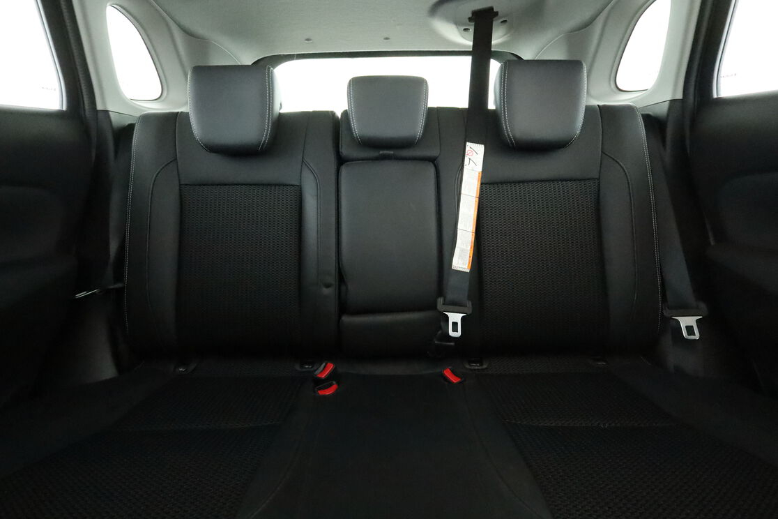 Suzuki S-Cross 1.5 DualJet Hybrid Privilege Auto — photo 14