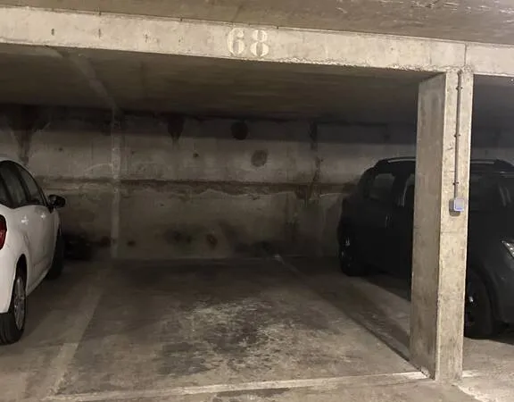 Stationnement Location Saint-Denis 80€