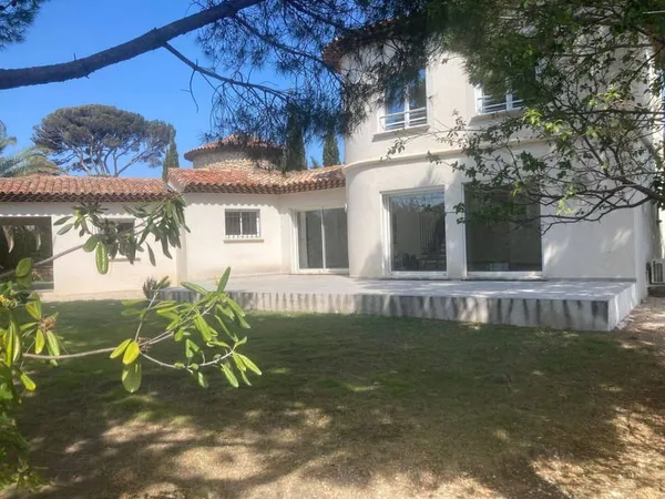 Maison 5 pièces 162 m²