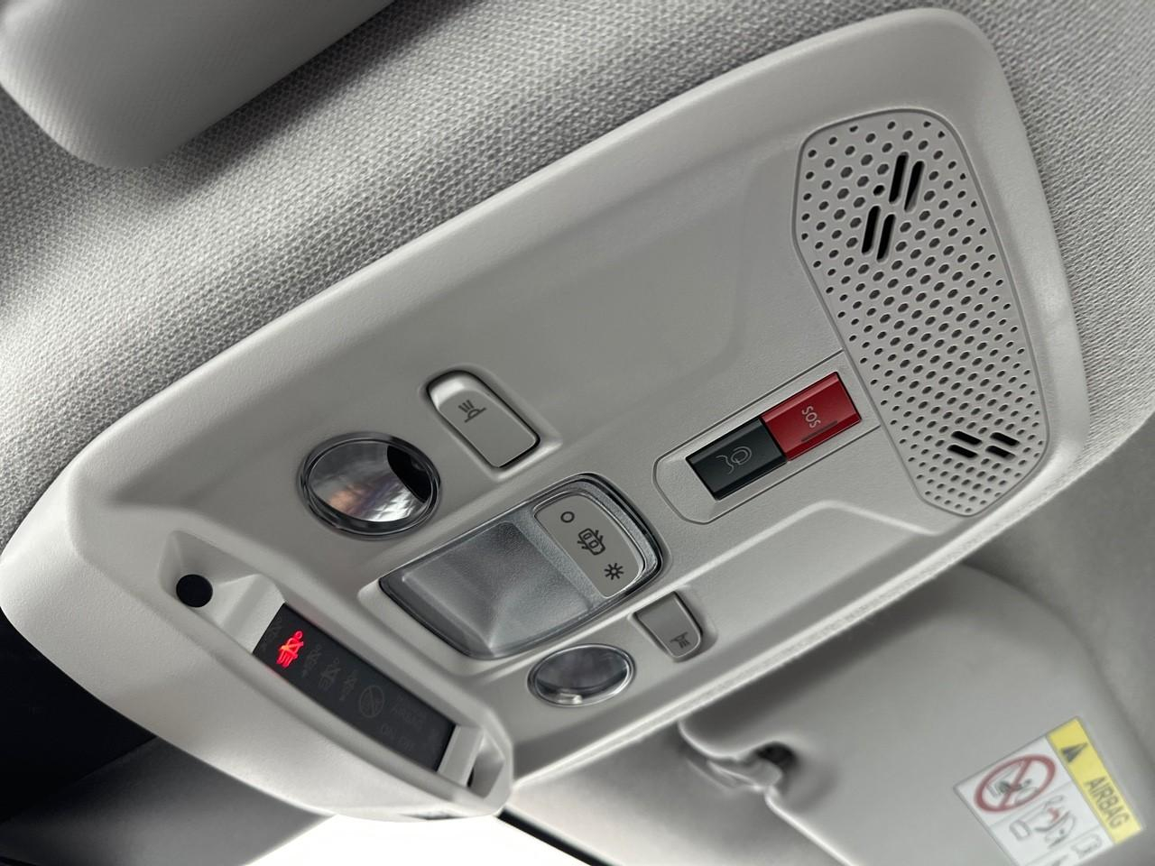 Citroën C4 e-c4 136 ch automatique live — photo 31