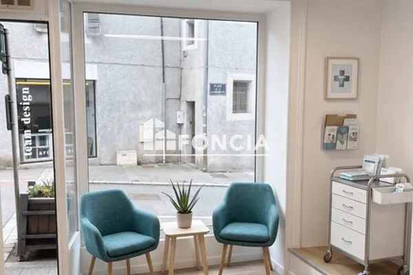 Local 18 m²