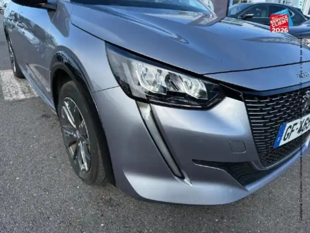 Peugeot 208 e- 136ch style — photo 13