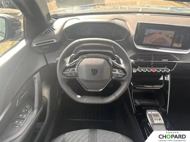 Peugeot 2008 hybrid 145 e-dcs6 — photo 15
