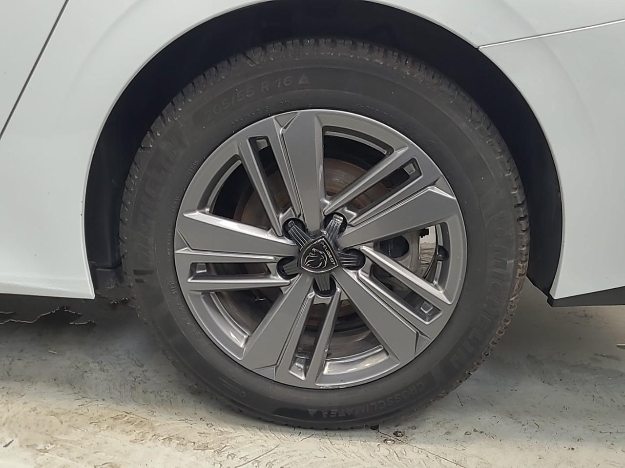 Peugeot 308 sw bluehdi 130ch s&s eat8 active pack — photo 16