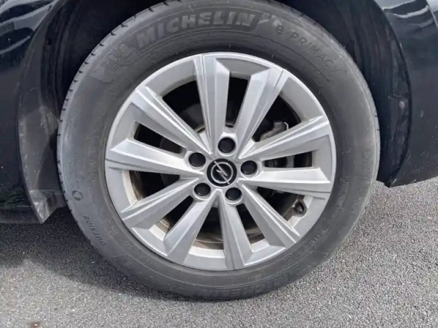 Opel Astra 1.2 turbo 110 ch bvm6 — photo 13