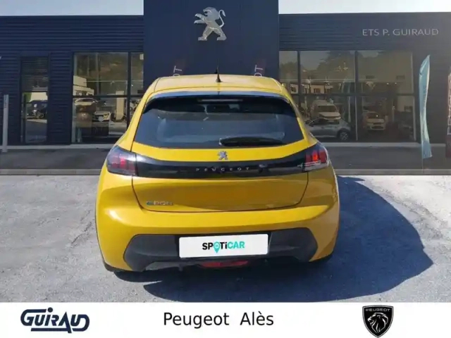 Peugeot 208 electrique 50 kwh 136ch — photo 5