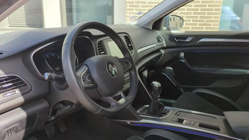 Renault Megane 1.2 TCe 130.0 - Intens – 2016 – 12170 km – Essence – Boîte Manuelle — photo 22