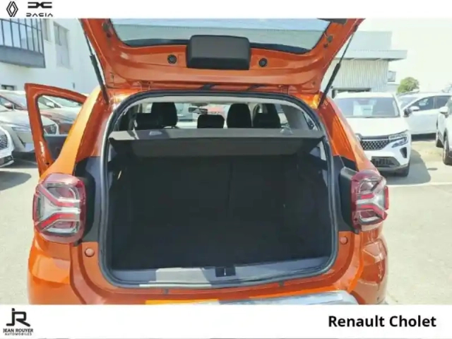 Dacia Duster 1.5 blue dci 115ch prestige + 4x2 — photo 7