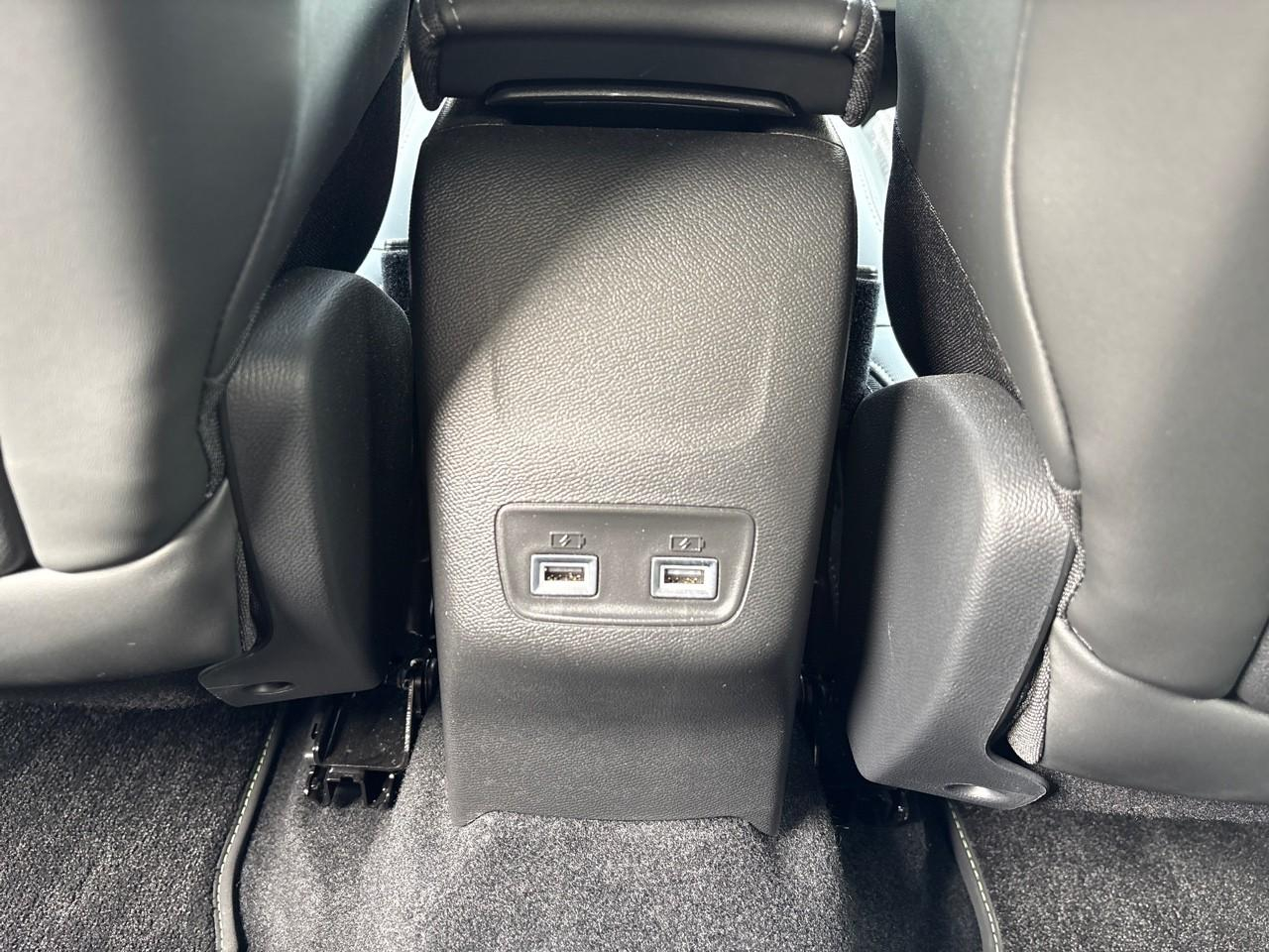 Peugeot 208 1.2 puretech 100ch s&s gt — photo 42