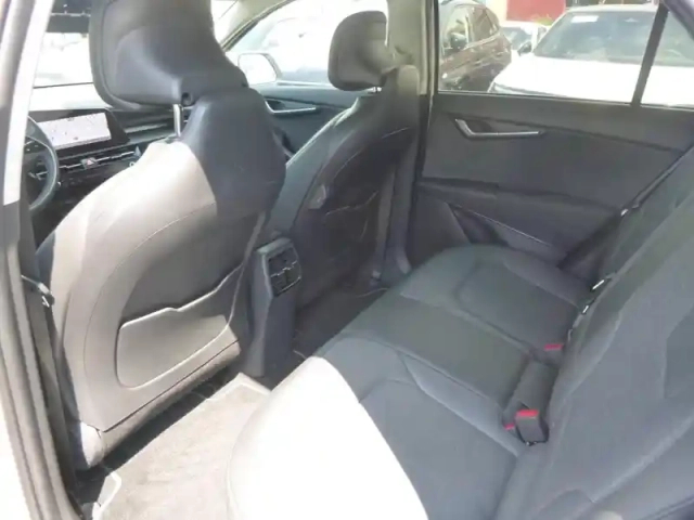 Kia Niro ev 204ch premium — photo 14