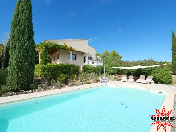 Villa 5 pièces 155 m²