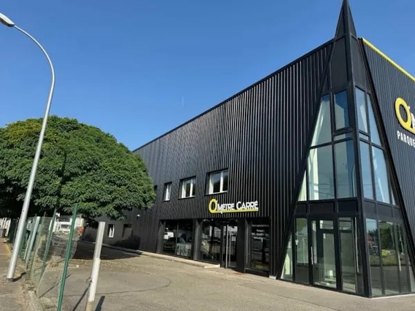 Local 105 m²