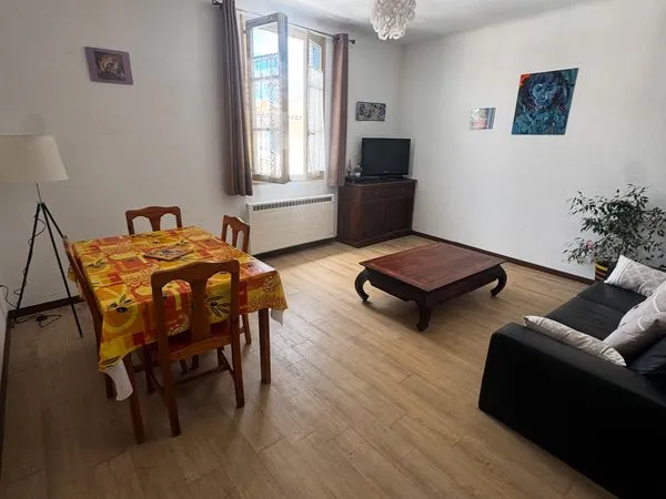 Appartement T3 de 83 m² - Centre historique de Sommières