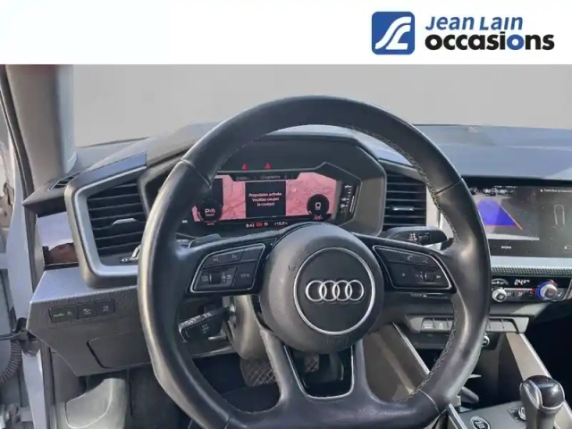 Audi A1 allstreet 30 tfsi 110 ch s tronic 7 — photo 12