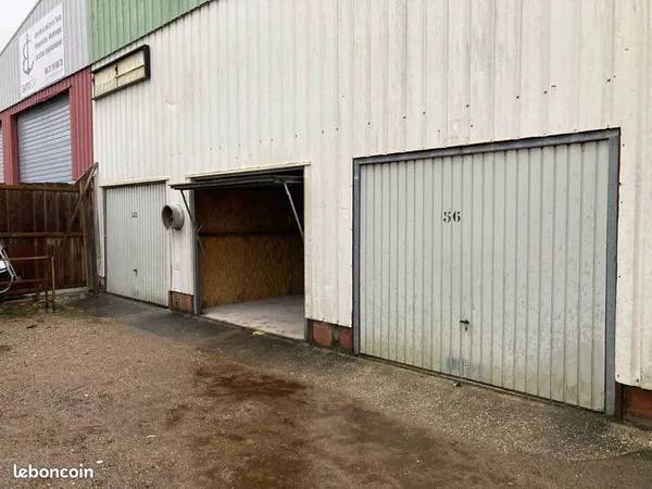 Hangar mitoyen lot indépendant