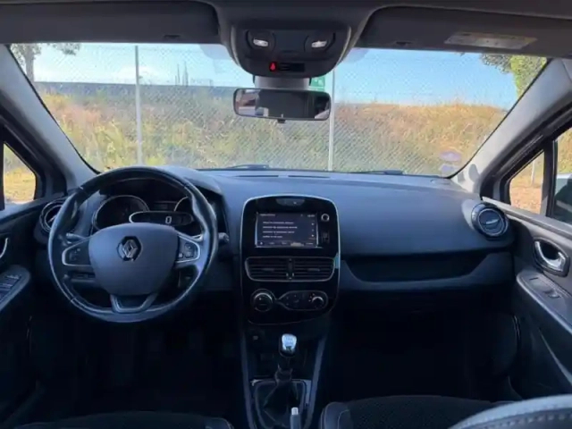 Renault Clio 1.2 tce 120ch energy intens 5p — photo 9