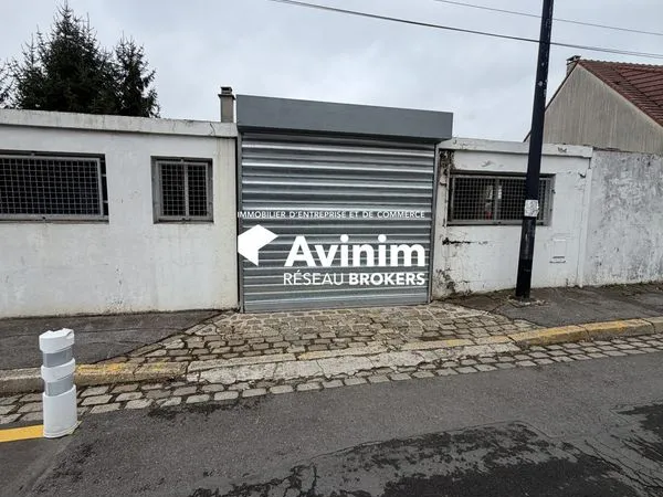 Local 300 m² Champigny-sur-Marne