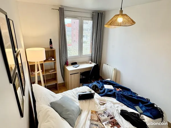 Chambre 1 pièce 9 m²