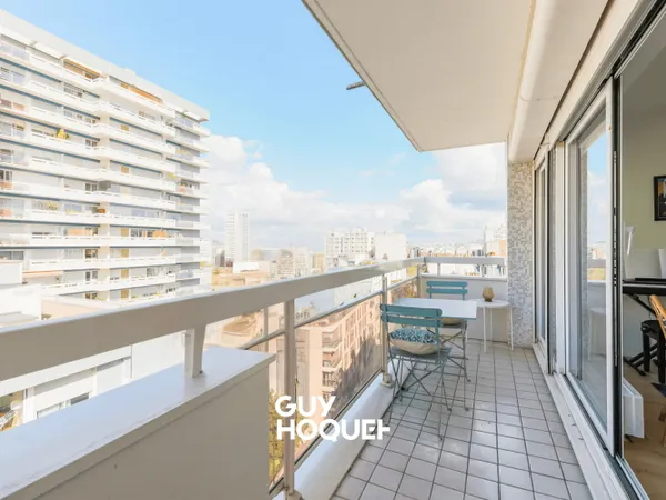 75015 - 3 PIÉCES 63,5 M² - BALCON - ÉTAGE ÉLEVÉ - VUE DÉGAGÉE - PARKING