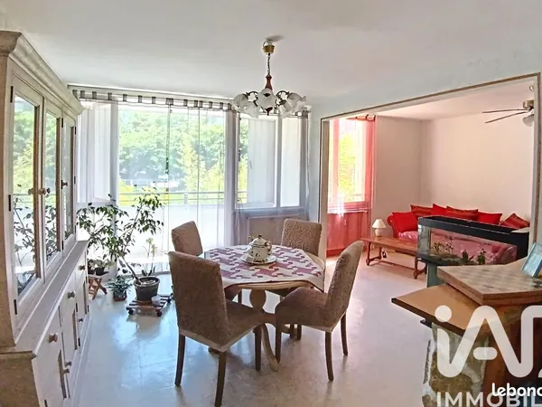 Appartement 5 pièces 93 m²